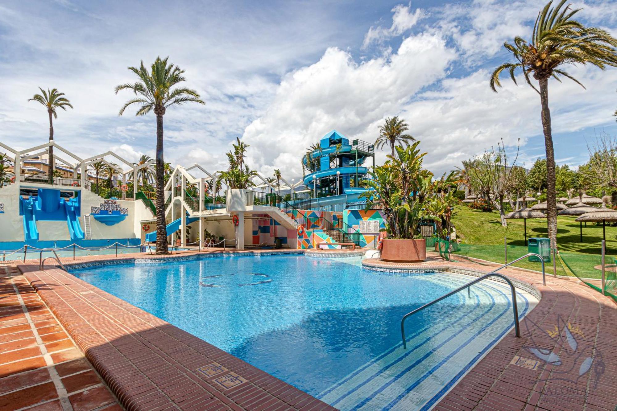 Benalbeach Sea View 2Bdr Apartment With Water Park Benalmádena Exteriör bild